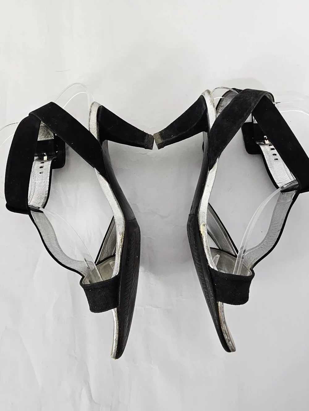 Roger Vivier authentic roger